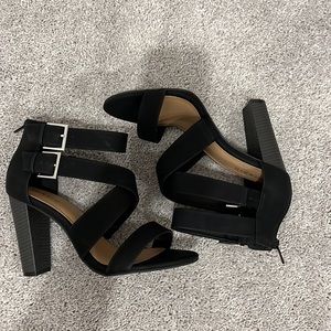 Torrid black Nubuck stacked heel size 10.5